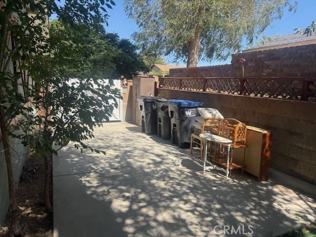 38647 Desert View Dr, Palmdale, CA 93551 - photo 20