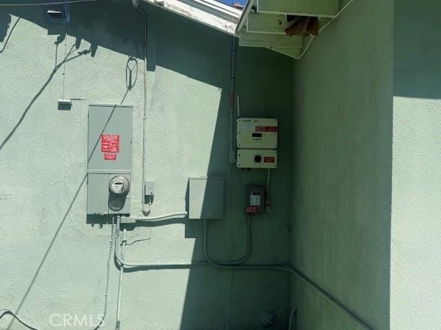 38647 Desert View Dr, Palmdale, CA 93551 - photo 26