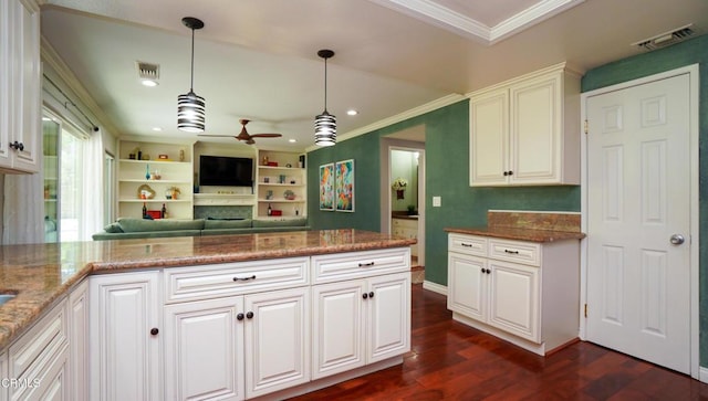718 Pamela Wood St, Thousand Oaks, CA 91320 - photo 12