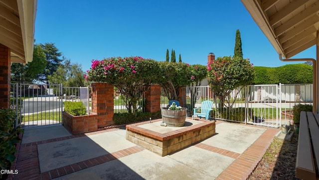 718 Pamela Wood St, Thousand Oaks, CA 91320 - photo 4