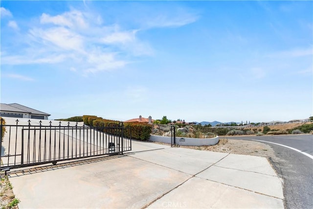 10131 Jenny St, Oak Hills, CA 92344 - photo 41