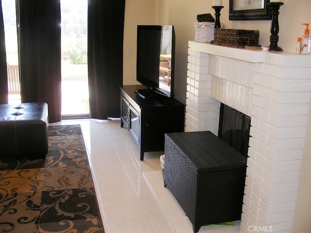 22248 Summit Hill Dr Unit 8, Lake Forest, CA 92630 - photo 3