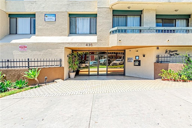 435 S La Fayette Park Pl Unit 219, Los Angeles, CA 90057 - photo 2