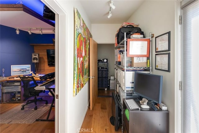 9107 Olin St, Los Angeles, CA 90034 - photo 23