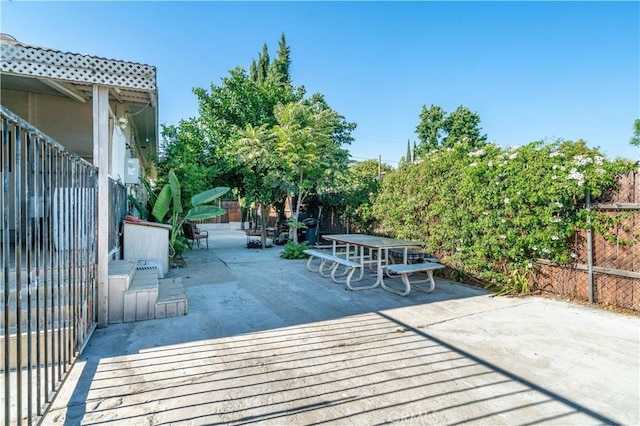 688 E 11th St, Pomona, CA 91766 - photo 32