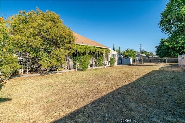 688 E 11th St, Pomona, CA 91766 - photo 38