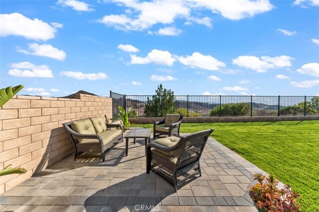 19038 Carranza Ln, Saugus, CA 91350 - photo 24