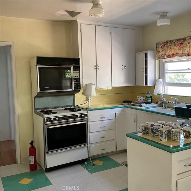 12852 Fairhaven, Santa Ana, CA 92705 - photo 48