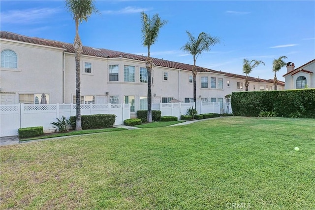 19555 E Cypress St Unit P, Covina, CA 91724 - photo 2