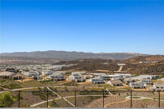 28528 Wildflower Ter, Castaic, CA 91384 - photo 36
