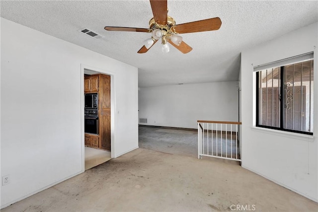 15776 Candlewood Dr, Victorville, CA 92395 - photo 9