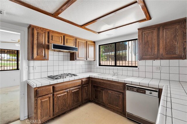 15776 Candlewood Dr, Victorville, CA 92395 - photo 13