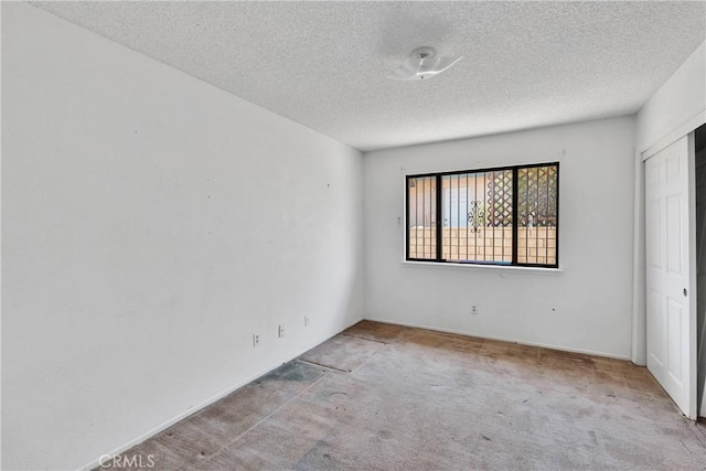 15776 Candlewood Dr, Victorville, CA 92395 - photo 17
