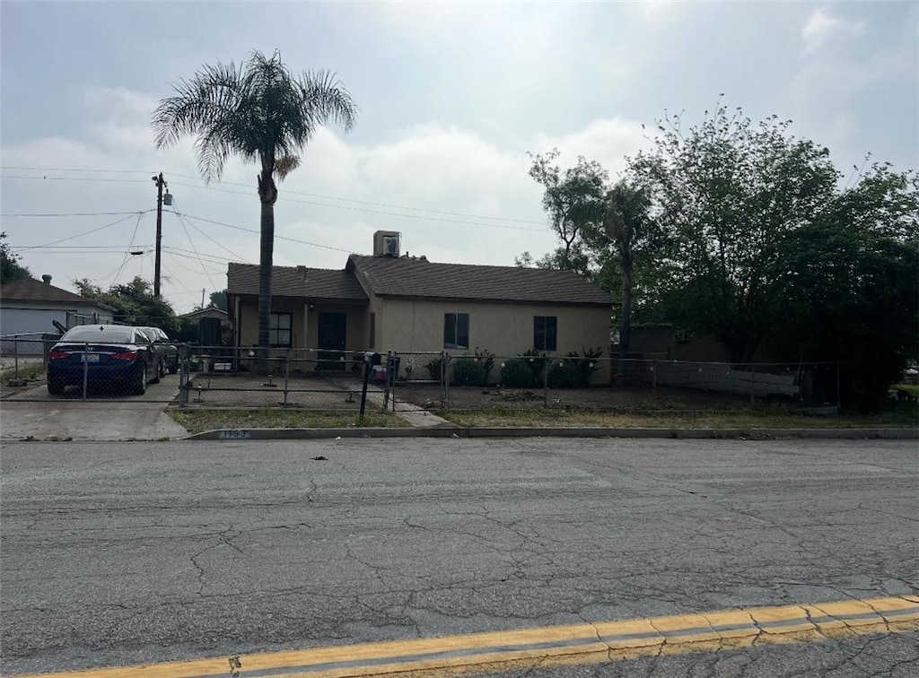 9153 Beech Ave, Fontana, CA 92335 - photo 1