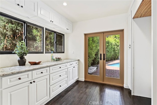 2297 Midlothian Dr, Altadena, CA 91001 - photo 12
