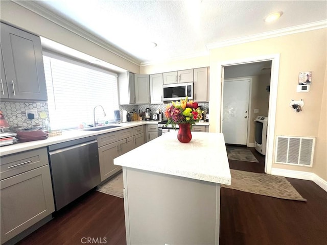 79 Carriage Dr, Lake Forest, CA 92610 - photo 4