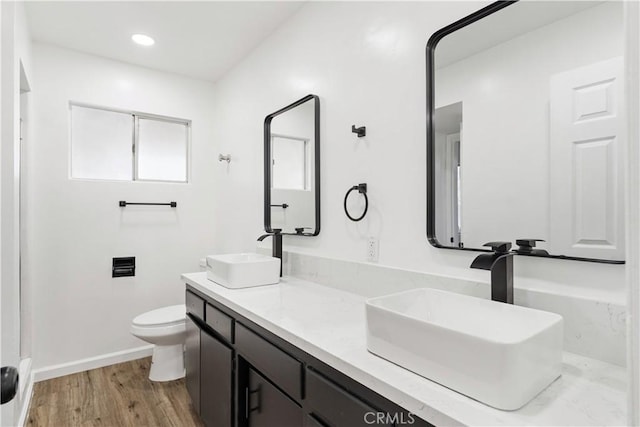3007 Doris Ln, Bakersfield, CA 93304 - photo 11