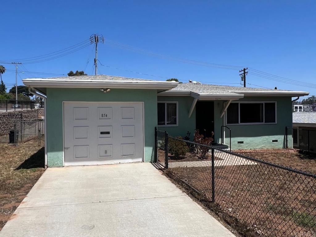 854 W 3rd Ave, Escondido, CA 92025 - photo 1