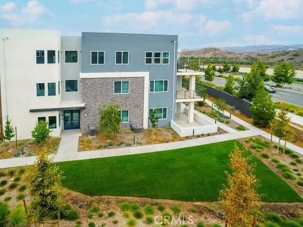 352 Tank, Irvine, CA 92618 - photo 39
