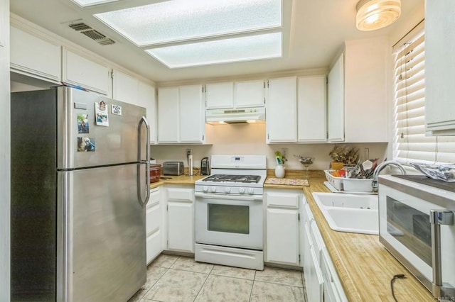16654 Sholic St, Victorville, CA 92395 - photo 9