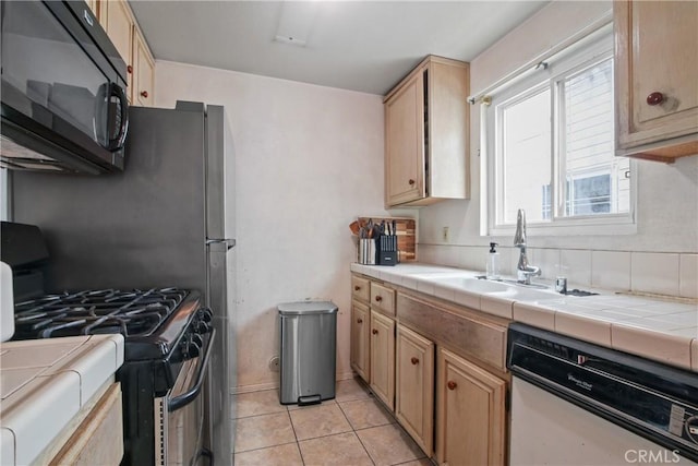 869 Magnolia Ave, Long Beach, CA 90813 - photo 15