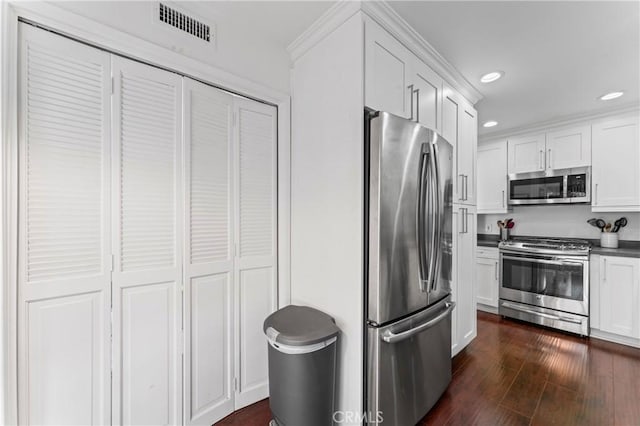 984 W Riverside Dr Unit 7, Burbank, CA 91506 - photo 7
