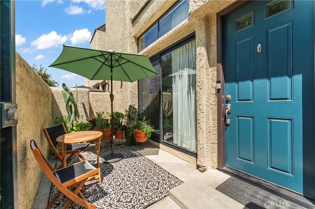 984 W Riverside Dr Unit 7, Burbank, CA 91506 - photo 1