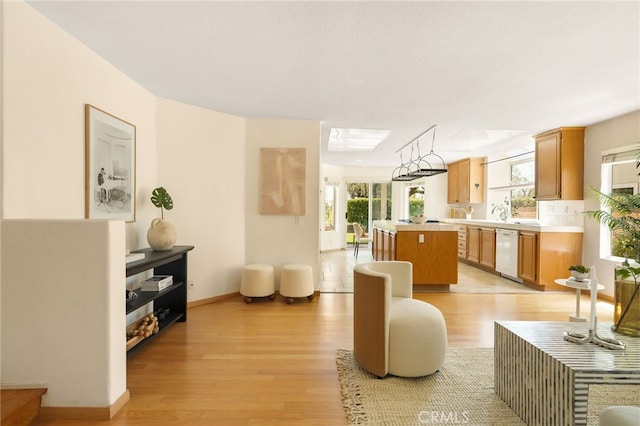 23014 Weymouth Pl, Valencia, CA 91354 - photo 15