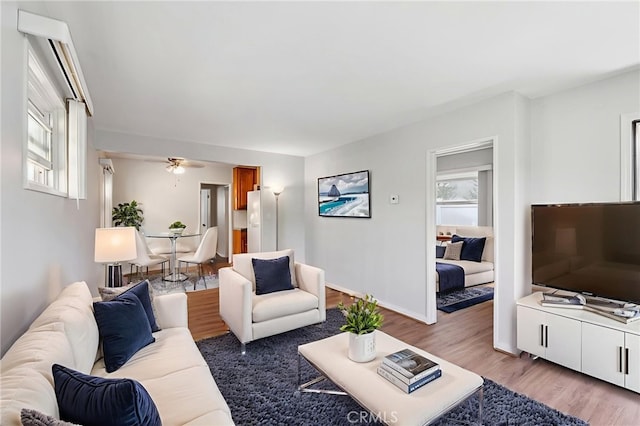 532 Rosecrans Ave, Manhattan Beach, CA 90266 - photo 2