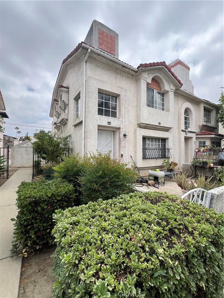 886 S Dudley St Unit F, Pomona, CA 91766 - photo 2