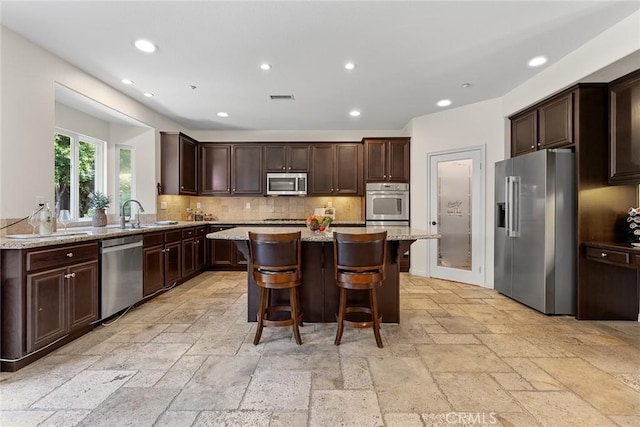 9849 Dreams Ln, Los Angeles, CA 91345 - photo 7