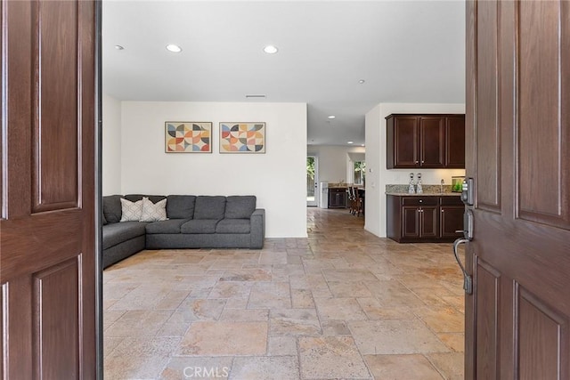 9849 Dreams Ln, Los Angeles, CA 91345 - photo 4