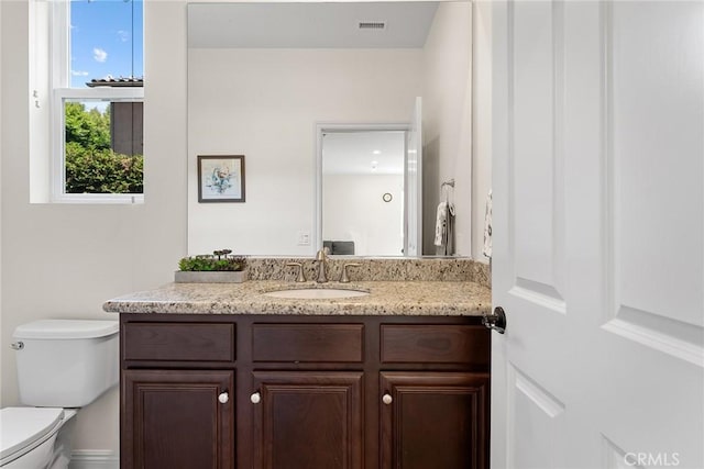9849 Dreams Ln, Los Angeles, CA 91345 - photo 16
