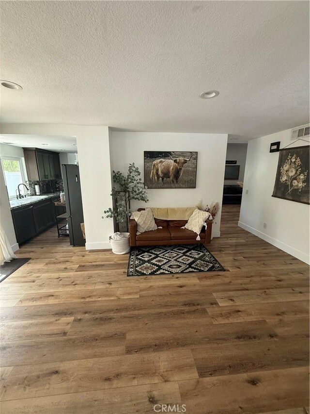 26702 Linnet Ct, Canyon Country, CA 91351 - photo 7