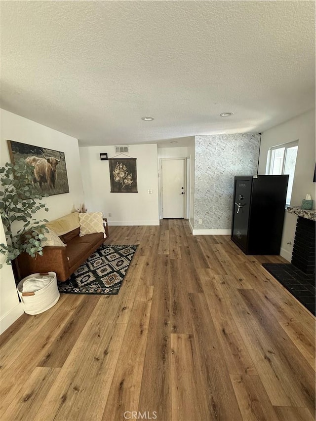 26702 Linnet Ct, Canyon Country, CA 91351 - photo 6