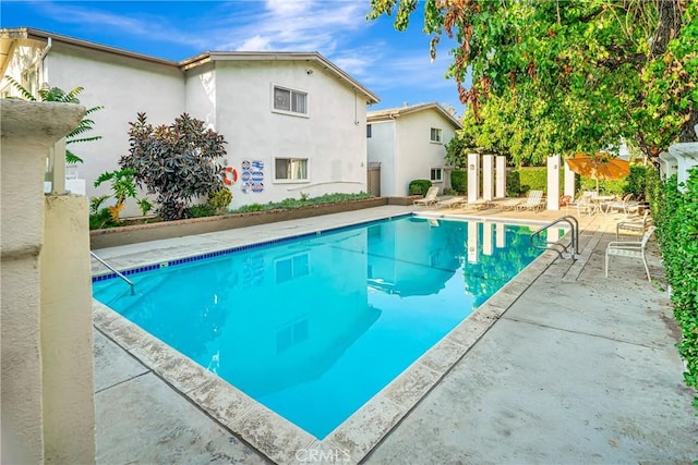 18619 Collins St Unit F35, Tarzana, CA 91356 - photo 21