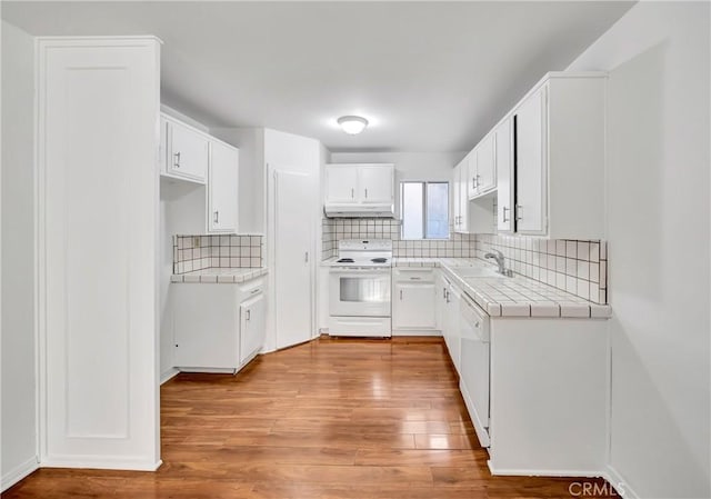 18619 Collins St Unit F35, Tarzana, CA 91356 - photo 4