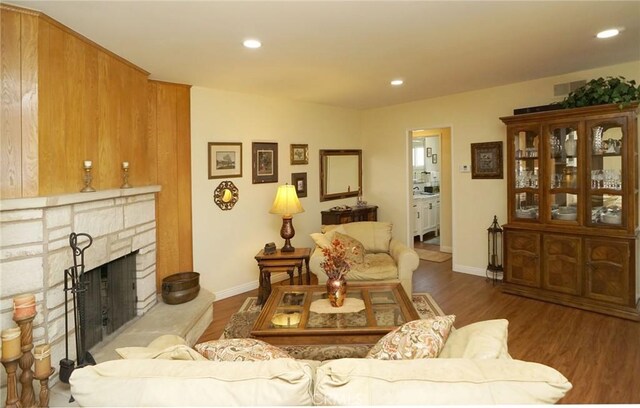 865 N Karen Way, Long Beach, CA 90815 - photo 11