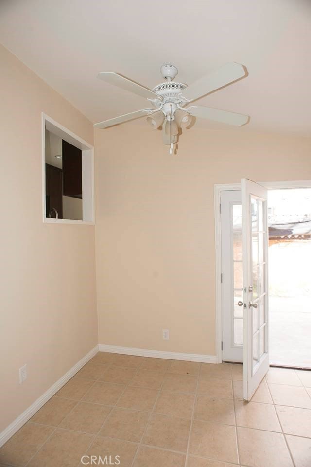 14334 Tiara St, Van Nuys, CA 91401 - photo 15