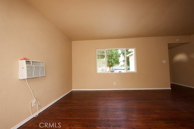 14334 Tiara St, Van Nuys, CA 91401 - photo 7