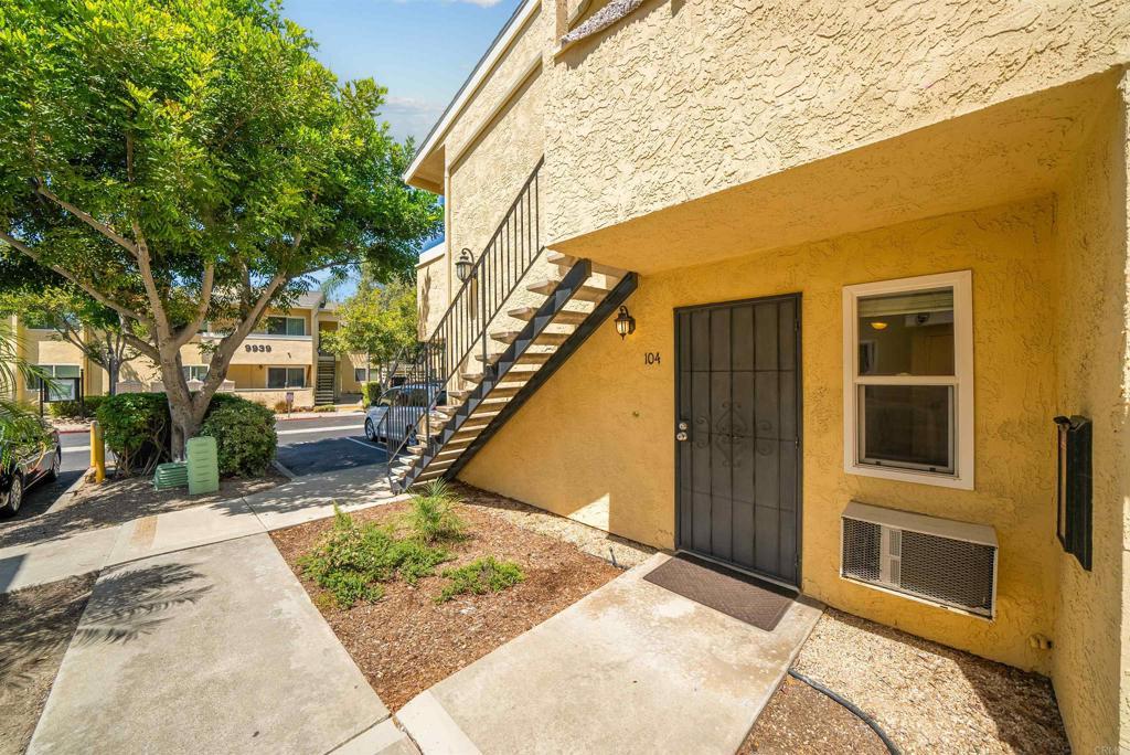 9959 Erma Rd Unit 104, San Diego, CA 92131 - photo 2