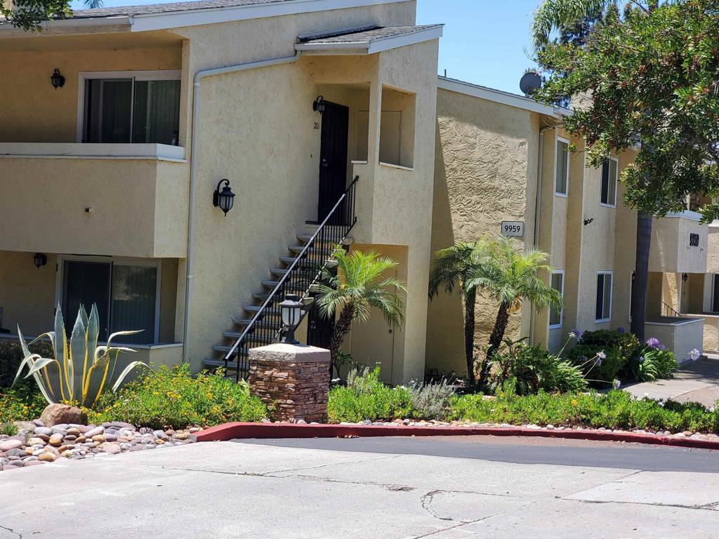 9959 Erma Rd Unit 104, San Diego, CA 92131 - photo 1