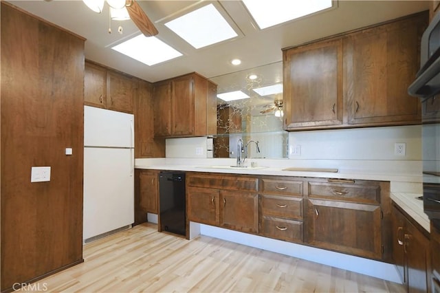13811 Thunderbird Dr Unit 55G, Seal Beach, CA 90740 - photo 14