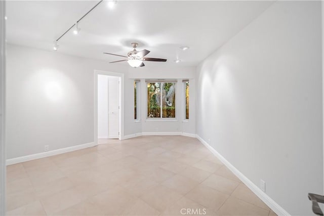 2755 W Ave N, Palmdale, CA 93551 - photo 41