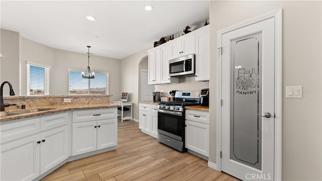 22536 Pahute Rd, Apple Valley, CA 92308 - photo 12