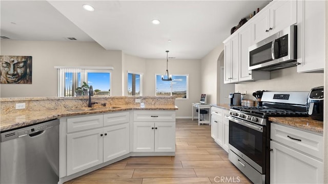 22536 Pahute Rd, Apple Valley, CA 92308 - photo 11