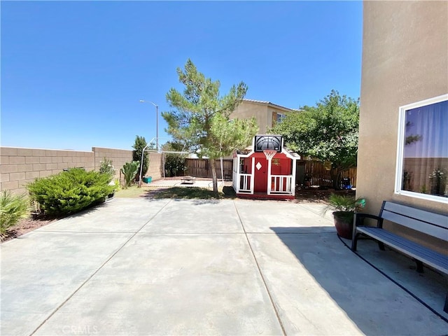 11066 Windcrest Ct, Adelanto, CA 92301 - photo 44