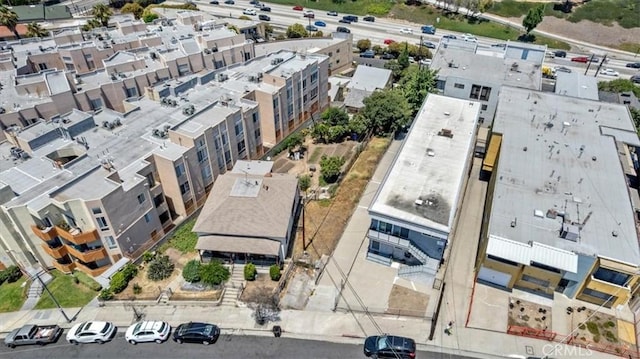 811 N Bunker Hill Ave, Los Angeles, CA 90012 - photo 4