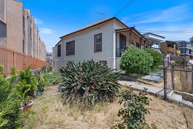 811 N Bunker Hill Ave, Los Angeles, CA 90012 - photo 17