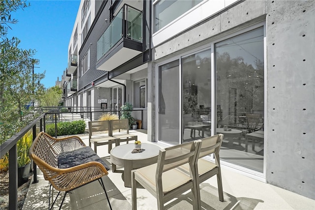 957 Figueroa Ter Unit 103, Los Angeles, CA 90012 - photo 6